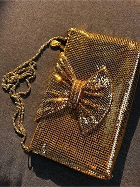 NWOT Gold Mess Sequin Bow Evening Crossbody Bag